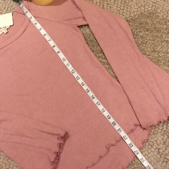 PERFECT ROSE/PINK BELL SLEEVE TOP - Picture 7 of 10